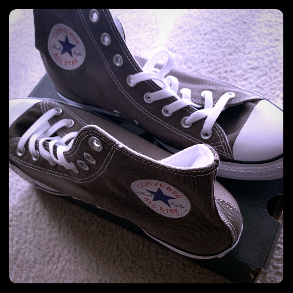 NEW 💥Hi-Top Chuck Taylor